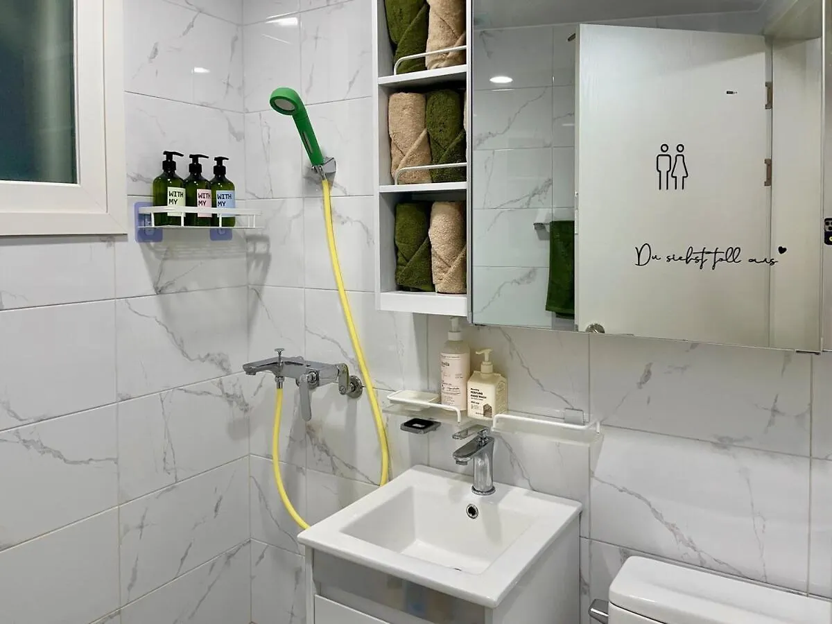 Apartment Greensol Stay#Cozy House #Seoul# Teras #3 Rooms# 2Bathrooms