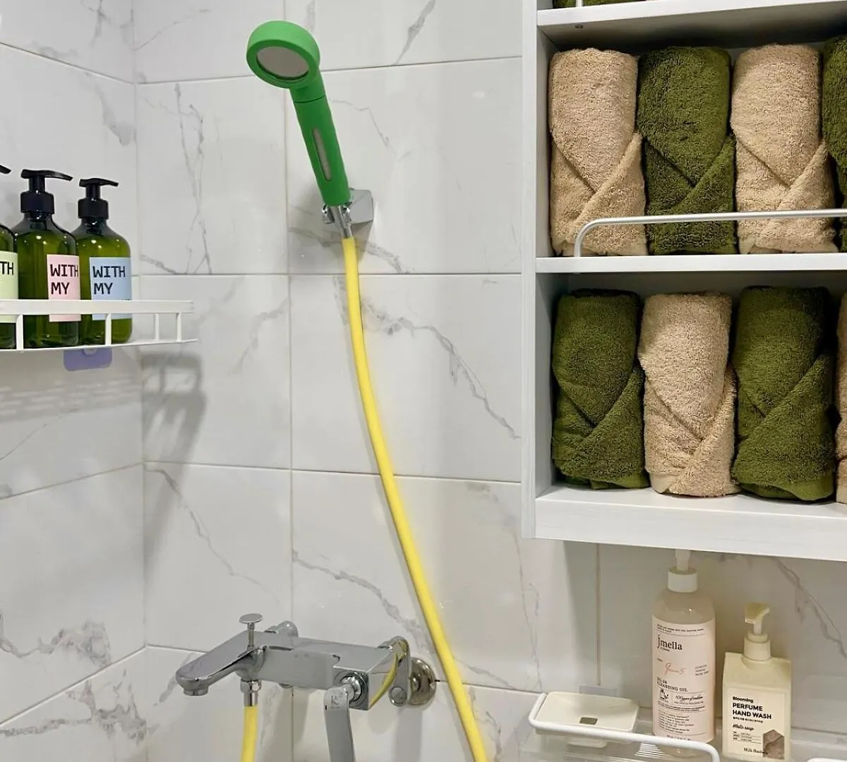 Greensol Stay#Cozy House #Seoul# Teras #3 Rooms# 2Bathrooms 0*, Seoul